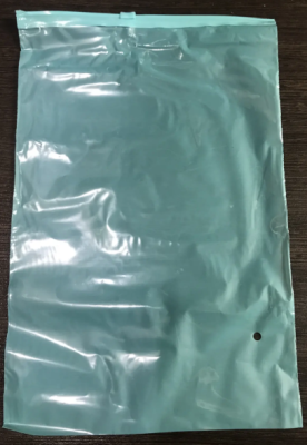 Пакет Zip Lock с цветным бегунком / 25х35 / 100 мкм / ГОЛУБОЙ гибрид / прозрачная-глянцевая, цветная-матовая